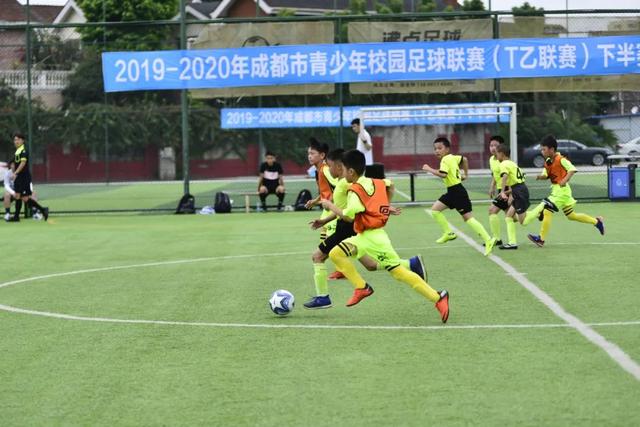 老瑞秋：若湖人围绕东里建队后只剩940万空间 詹姆斯是不会接受的